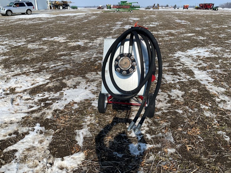 mayrath-10-roll-away-image-8