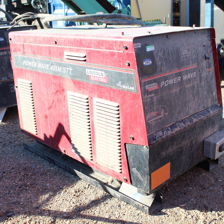 #3472 • LINCOLN 455M/STT WELDER