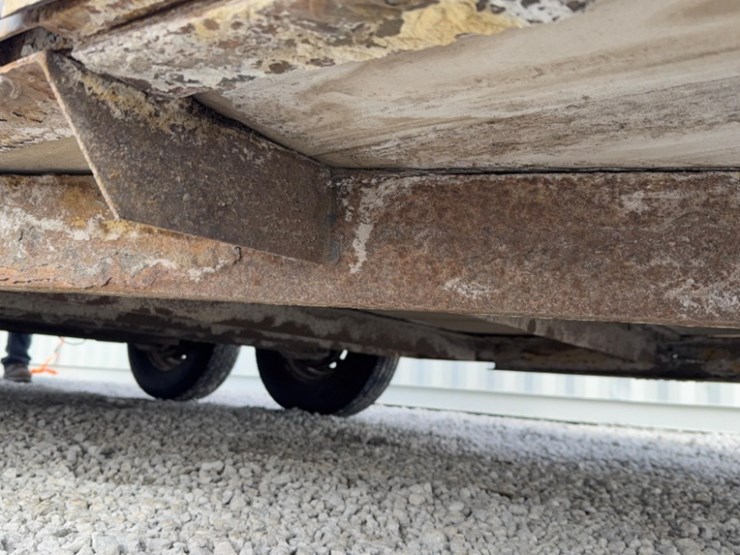 corn-pro-2014-horse-trailer-14-x-6,-sn#-sb-1465,-tandem-axle,-12,500#-capacity-image-20