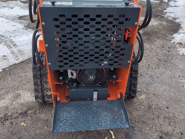 ats-power-mini-skid-steer-loader-23-hp---ats-t460-(orange)-throttle-control-damaged-see-pictures-image-3