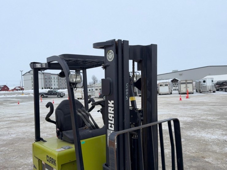 clark-tmx15-image-17