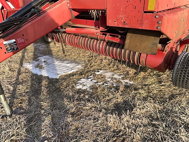 tag-#454,-case-rs551-round-baler-image-14