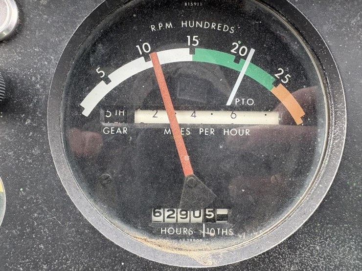 john-deere-2510-image-12