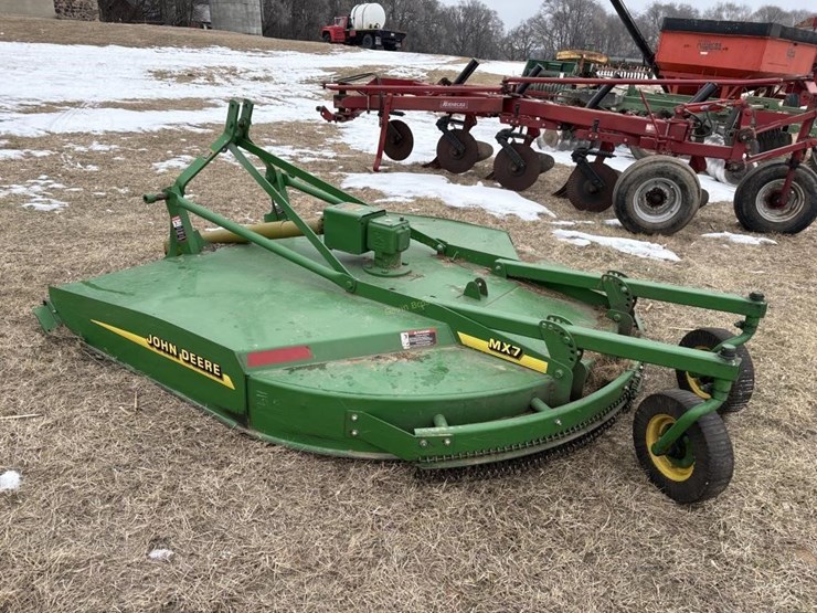 john-deere-xm7-rotary-mower-image-5