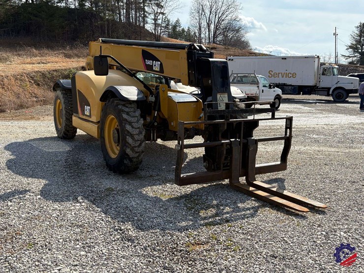 2019-caterpillar-tl642d-image-14