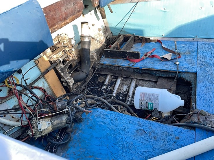 tag-#313,-starcraft-1966-holiday-boat-image-11