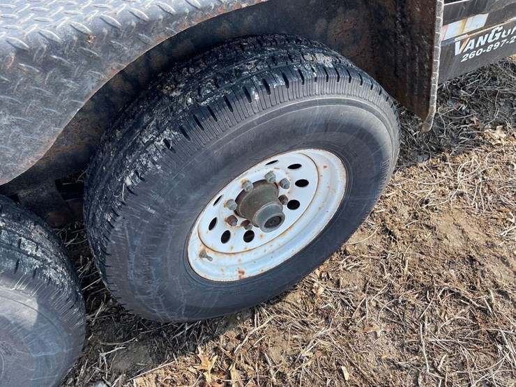 tag-#211,-16'-interstate-trailer-image-11