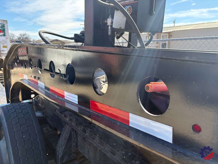 2023-fontaine-lowboy-image-59