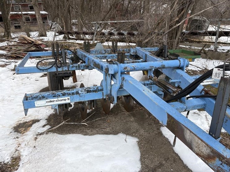 dmi-colter-champ-ii-chisel-plow-image-5