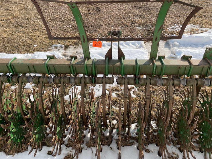 john-deere-400-image-6