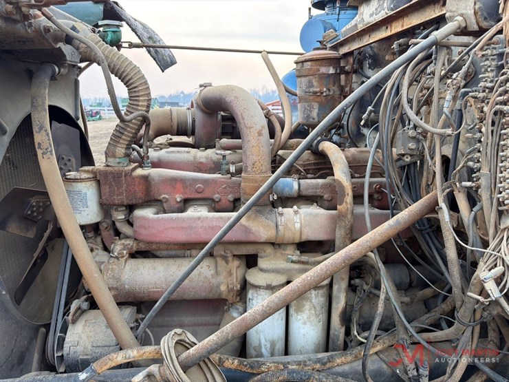 mack-rs686lst-image-16