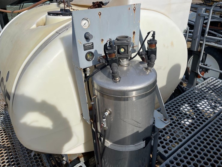 2004-hagie-sts10-image-21