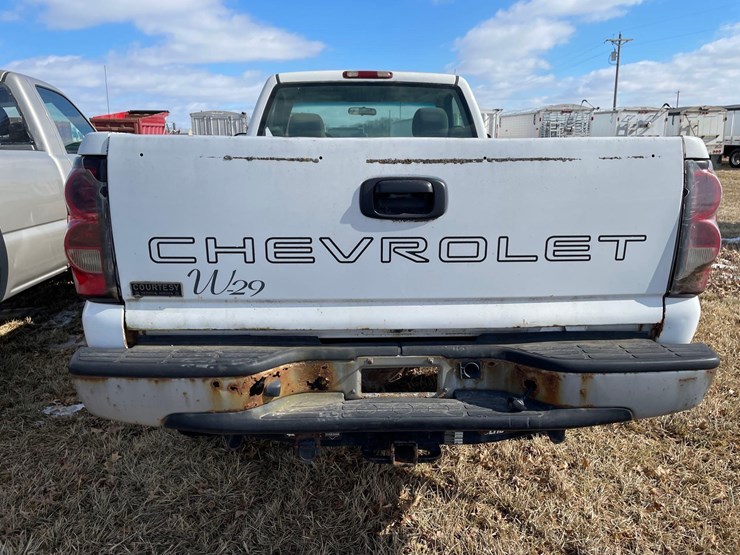 2007-chevrolet-3500-image-7