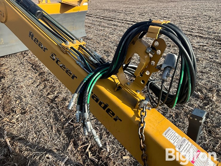 2017-landoll-icon-1632rs-pull-type-rear-steer-grader/blade-image-9