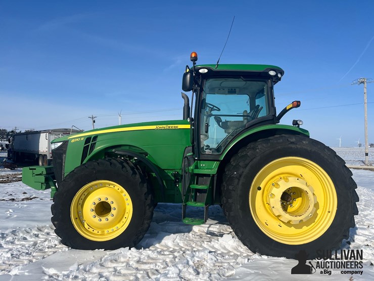 2013-john-deere-8310r-image-8