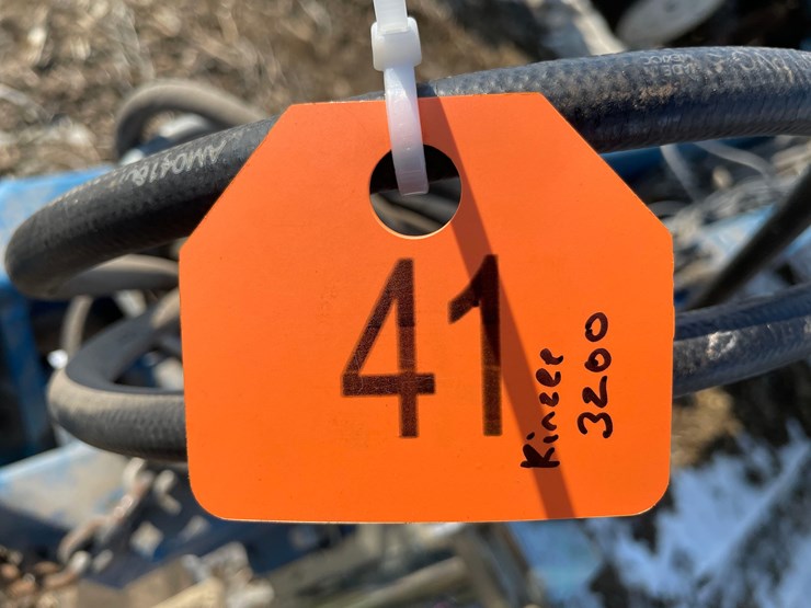 2008-kinze-3200-image-3