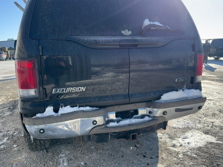 2001-ford-excursion-image-24