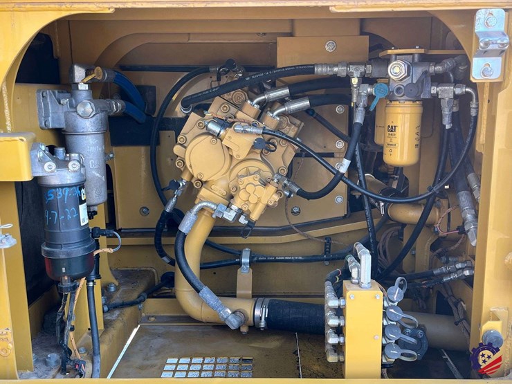 2018-caterpillar-326fl-image-70