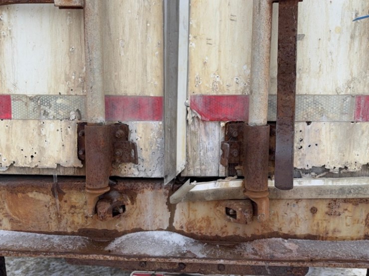 fruehauf-trailer-image-16