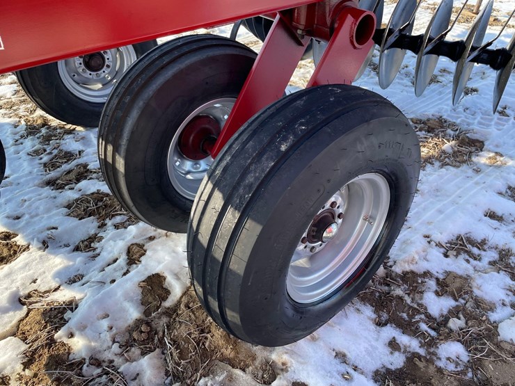 case-ih-3900-image-10