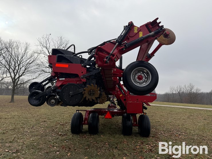 2013-case-ih-1245-image-6
