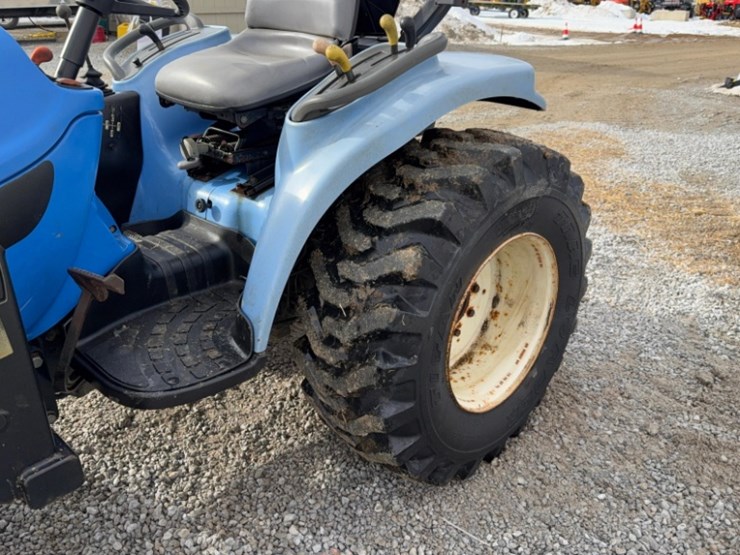 new-holland-7308-image-9