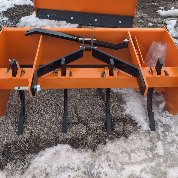 (1) Wolverine Square Scraper SS1-22-48W