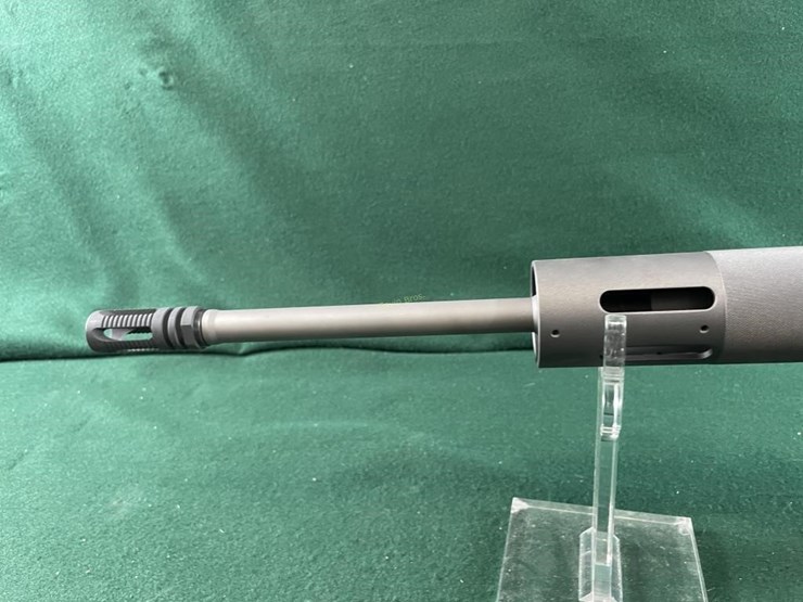 bushmaster-mdl.xm15-e2s-5.56-nato-rifle-image-9