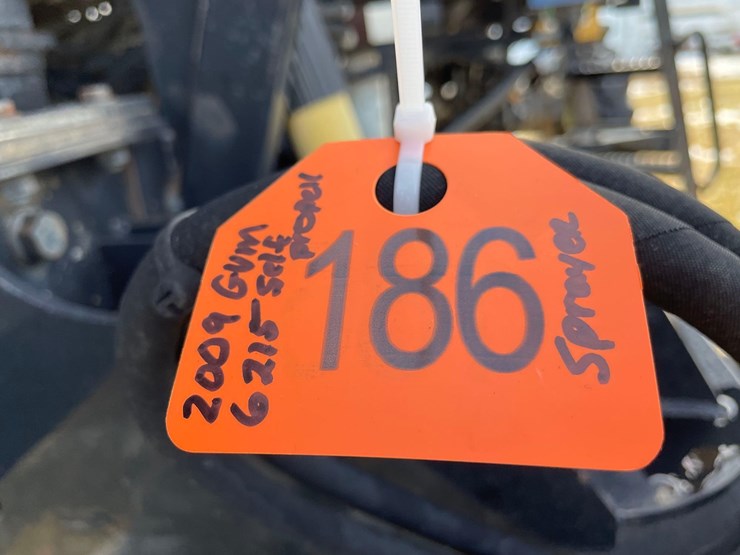 tag-#186,-2009-gvm-6215-self-propelled-sprayer-image-2