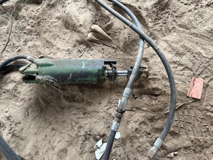 john-deere-cylinder-image-3