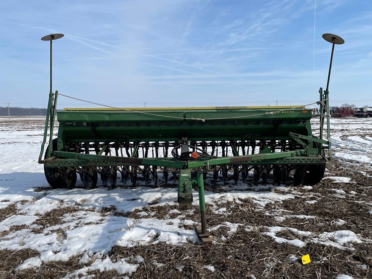 john-deere-8300-image-16