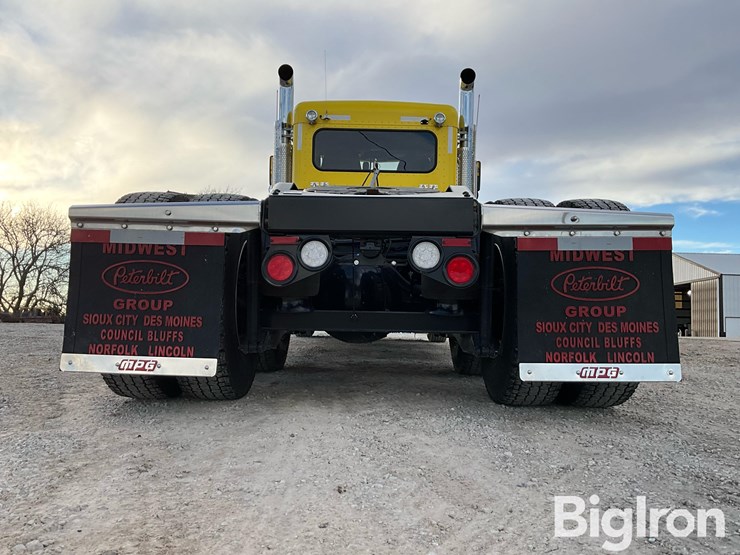 2024-peterbilt-389-image-6