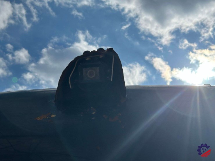 2017-caterpillar-318fl-image-66