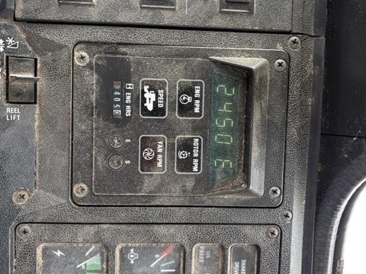 case-ih-1620-image-19