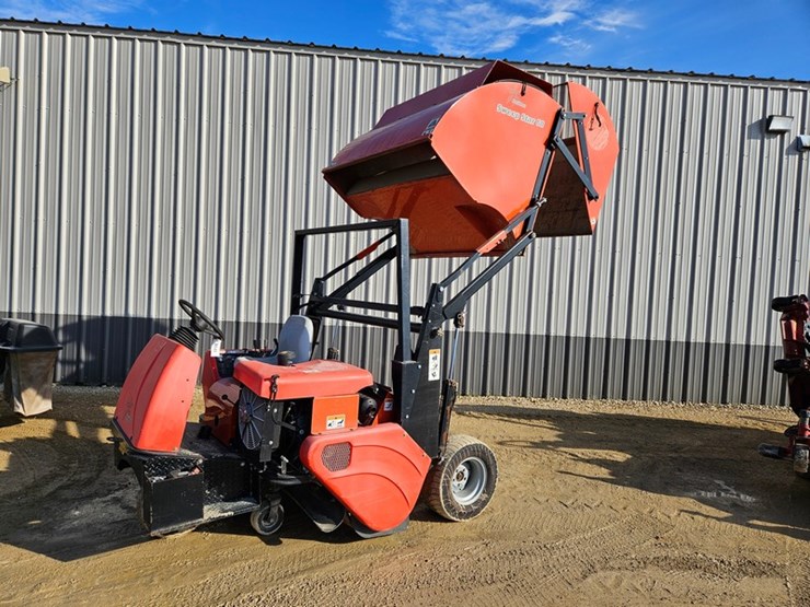 #148-•-smithco-sweep-star-60-sweeper-image-9