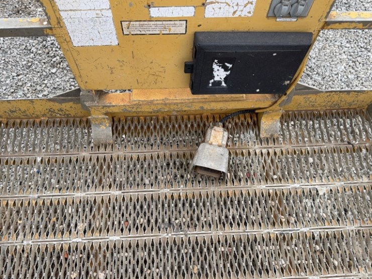 1995-grove-mz66b-image-21