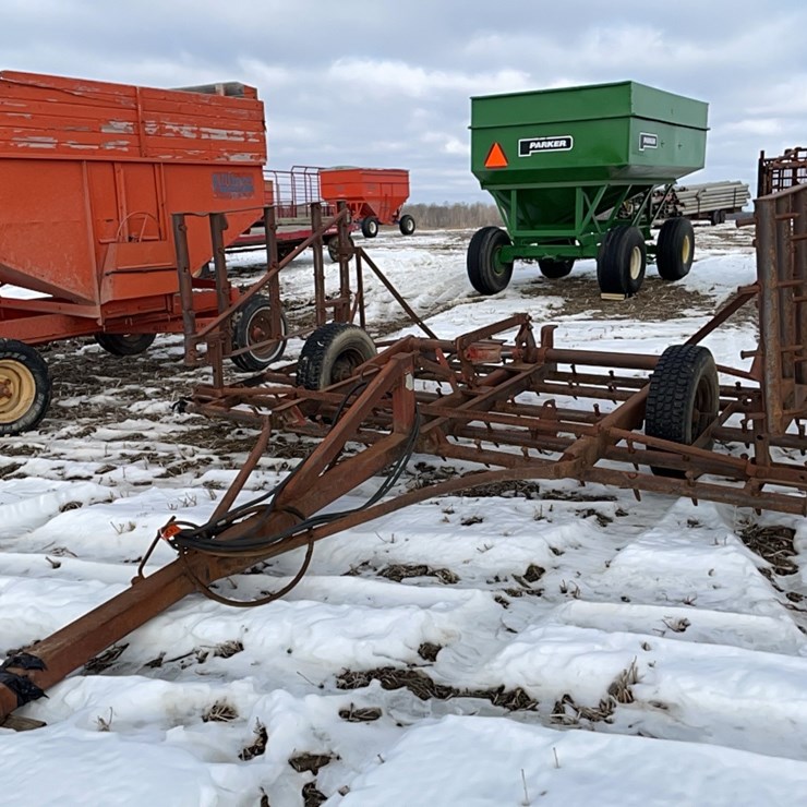 Tag #206, 18' Remlinger harrowgator