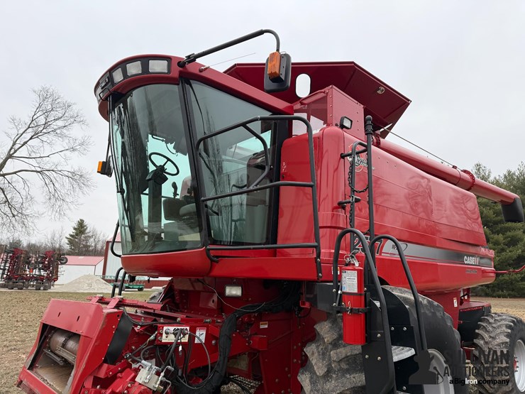 2007-case-ih-2577-image-10