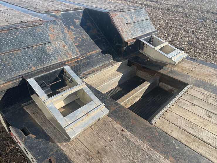 2016-muv-all-detach-image-19