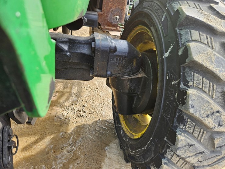 john-deere-3720-image-11