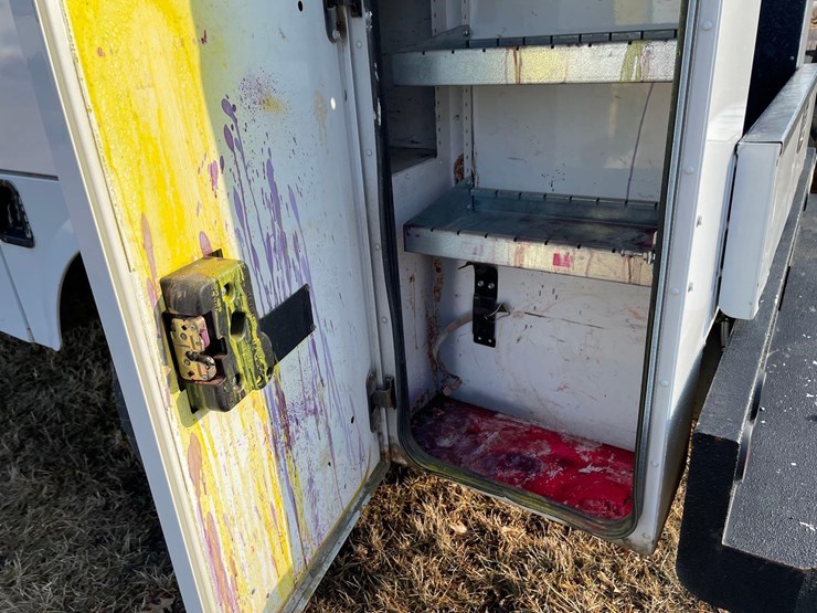 2006-chevrolet-2500-image-8