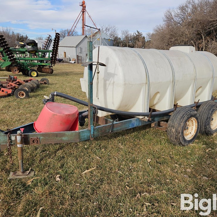 1000-Gal Nurse Trailer