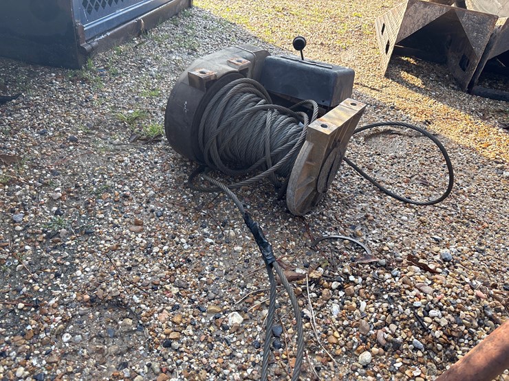 #32777-•-warren-8274-winch-image-2