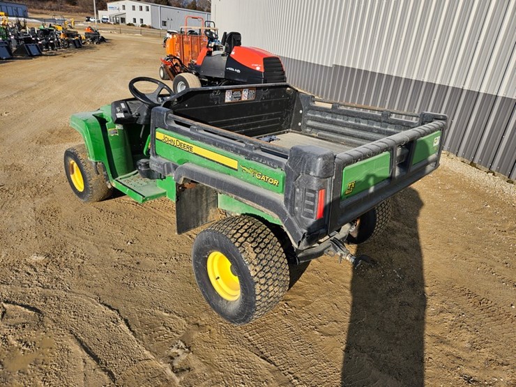 john-deere-tx-4x2-image-3