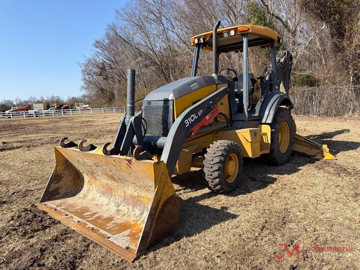 2020-deere-310l-ep-image-7