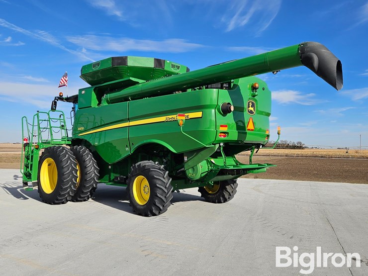2013-john-deere-s670-image-7