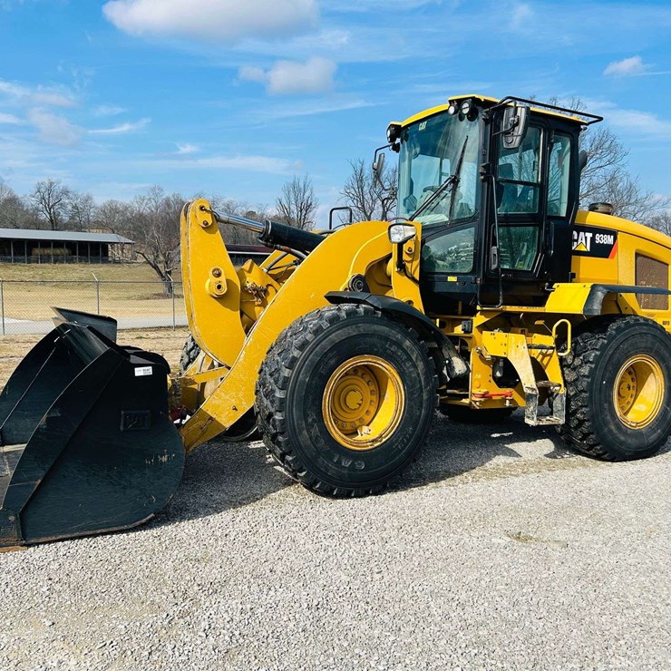 2019 CATERPILLAR 938M