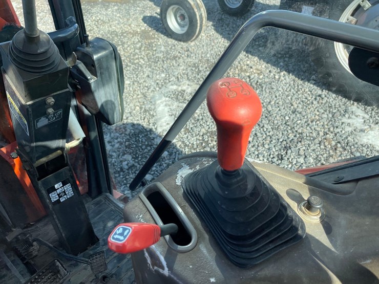 2003-kubota-m9000dtc-image-24