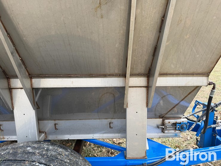 2013-doyle-t/a-8-ton-304-stainless-hopper-fertilizer/lime-spreader-image-14