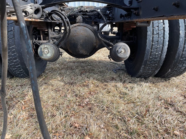 2006-caterpillar-c7-image-13